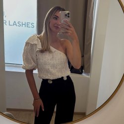 Lorena - VB lash room