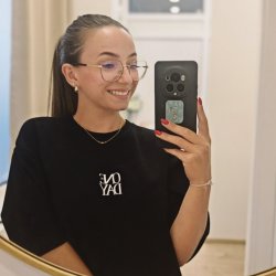 Valentina - VB lash room