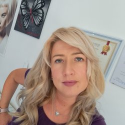 Slađana Srdojević - Frizerski studio Blondy