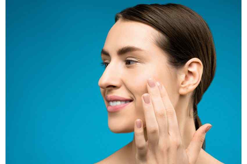 Lifting / zatezanje kože