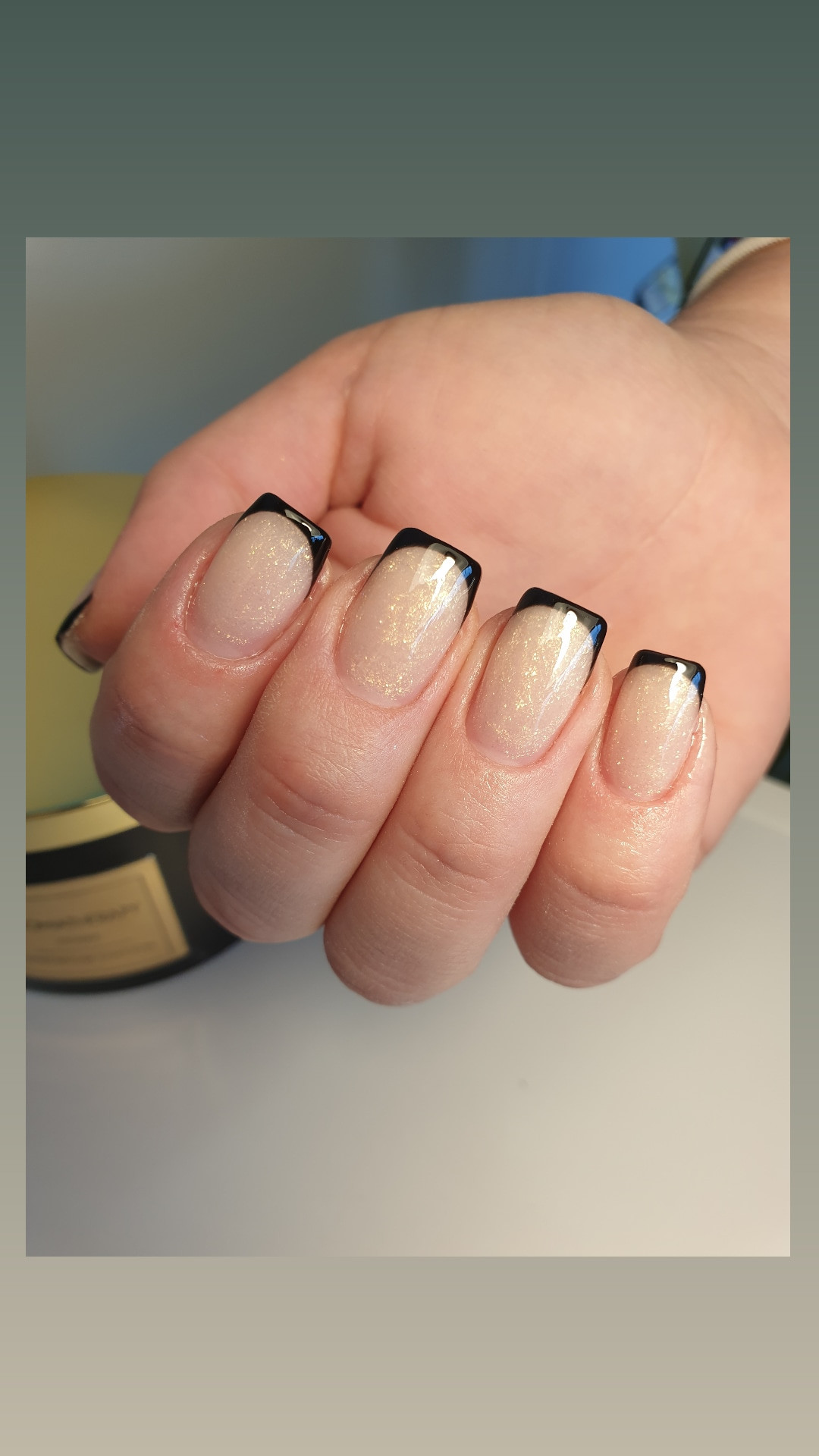 Nadopuna noktiju - M dužina - Nail service, Zagreb Izlivanje noktiju Nokti Izlivanje noktiju, Zagreb, Novi Zagreb – zapad