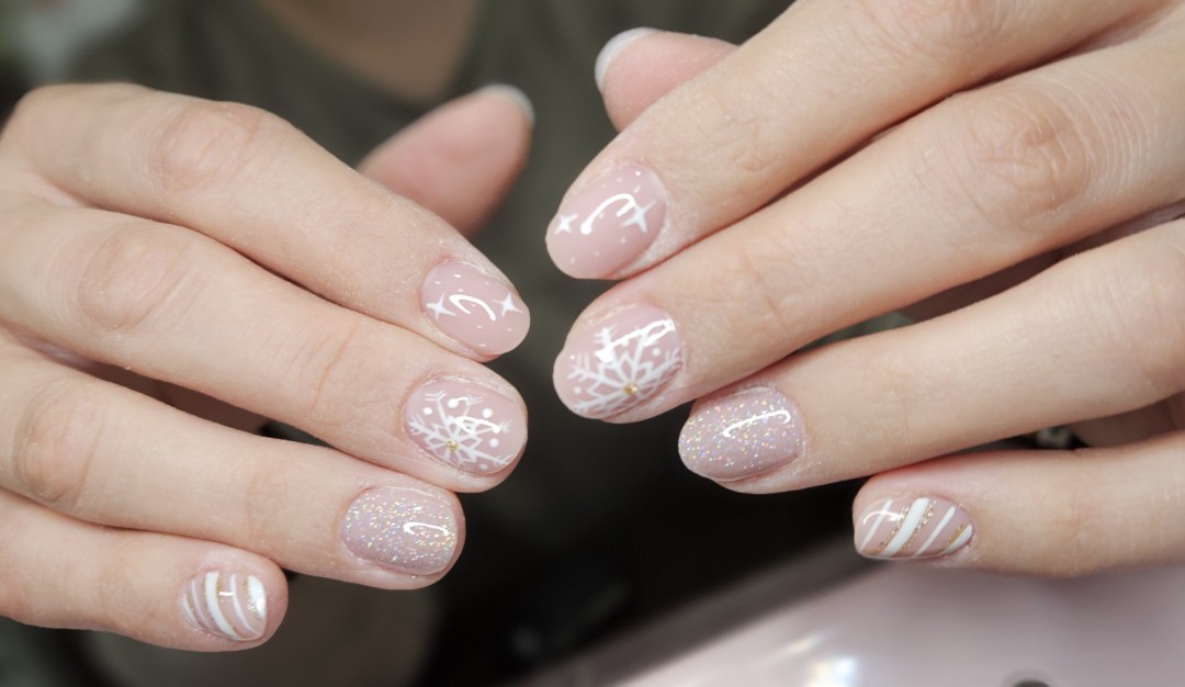 Beauty & Bliss #zagreb Korekcija noktiju Korekcija noktiju gelom - S dužina