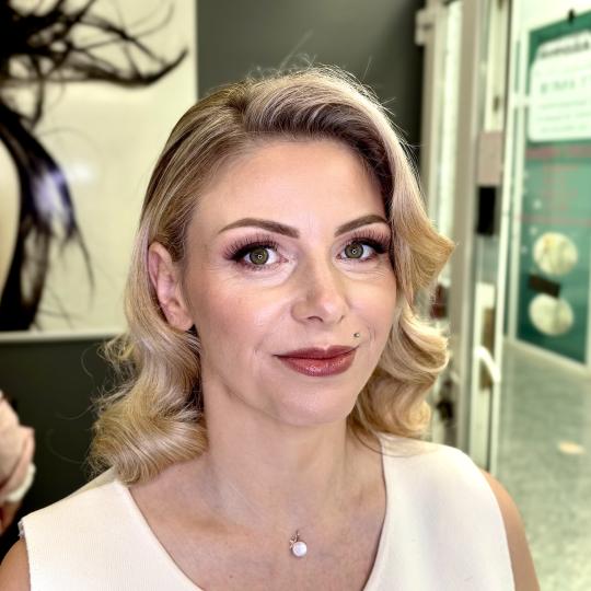 Stella Mobilni salon #rijeka Make-up / šminkanje Profesionalno šminkanje - dnevni make-up + umjetn
