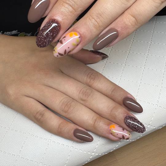 Nixi #rijeka Nadogradnja noktiju Gel korekcija M noktiju