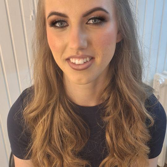 TLS #zagreb Make-up / šminkanje Profesionalno šminkanje + umjetne trepavice - za dame Make up za s