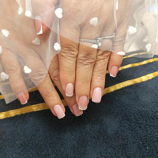 Alum beauty studio usluga