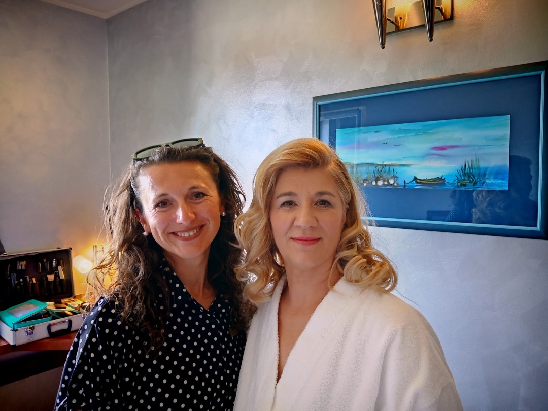 Hairlookboutique #zagreb Feniranje i stiliziranje Valovi - poluduga kosa