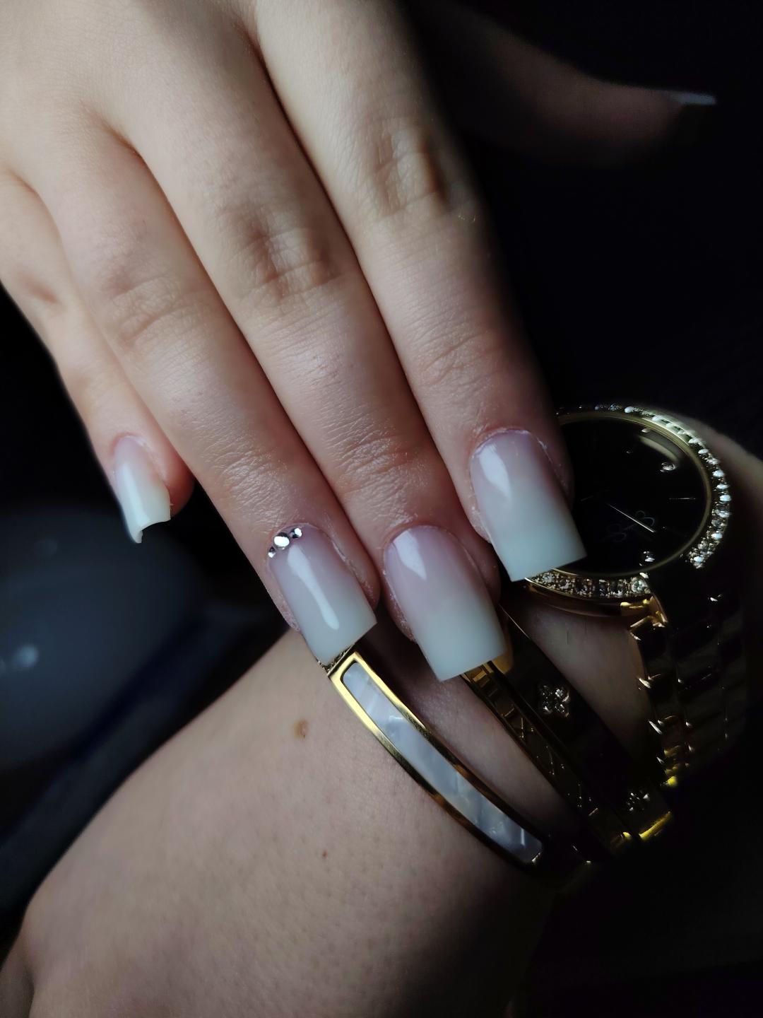 Gel nadopuna - M dužina - Empire Nails, Zagreb Nadogradnja noktiju Nokti Nadogradnja noktiju, Zagreb, Donji grad - Centar