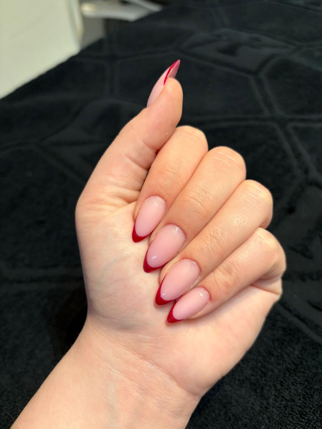 Ugradnja noktiju - M dužina - Glow Differently, Zagreb Nadogradnja noktiju Nokti Nadogradnja noktiju, Zagreb, Donji grad - Centar