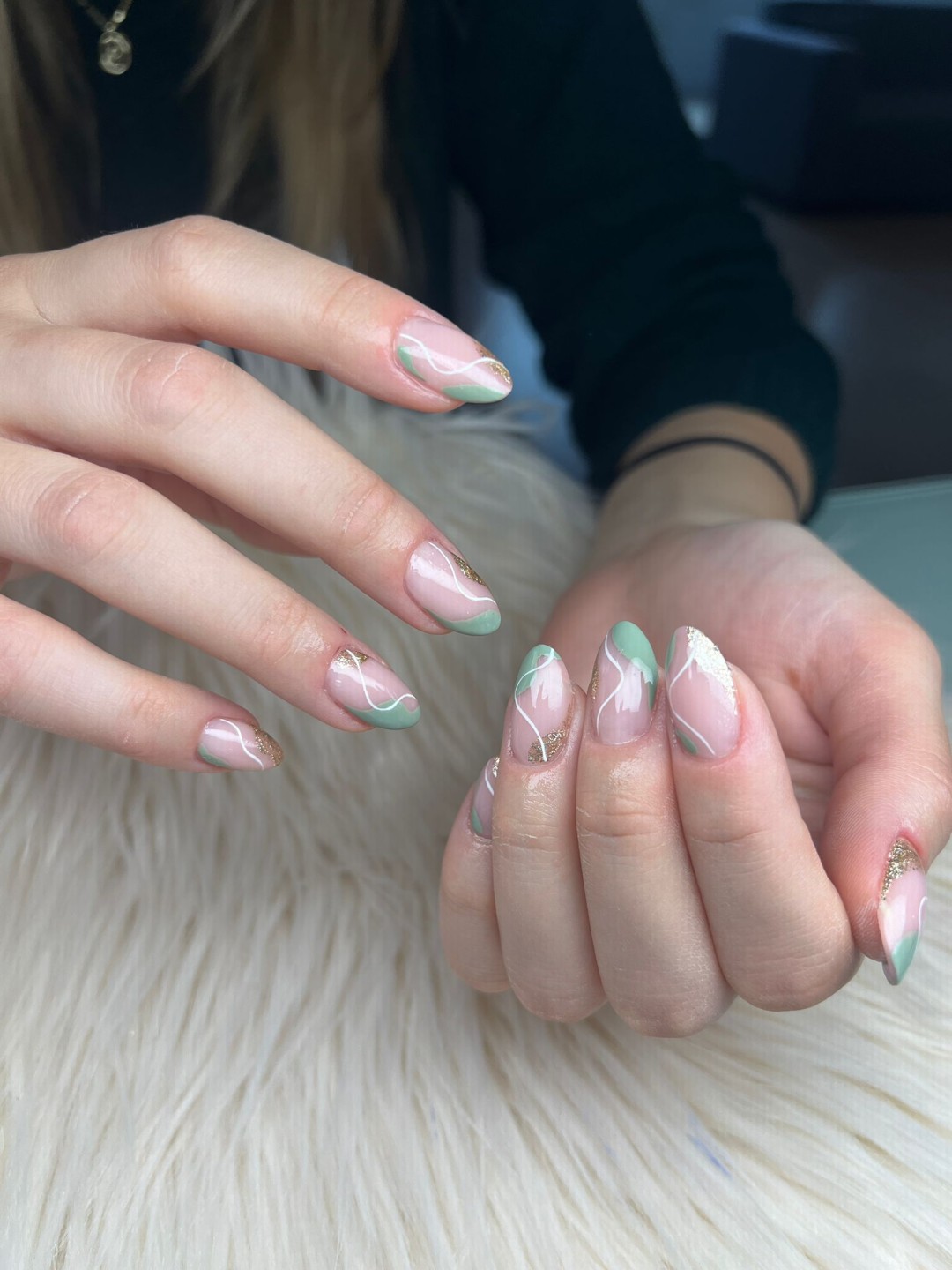 Beauty Centar Miss #zagreb Izlivanje noktiju Izlivanje noktiju gelom - S dužina