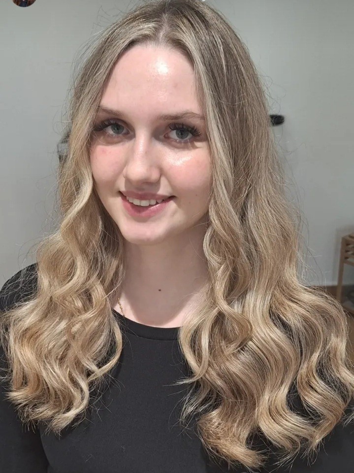 Kudos Hair #zagreb Ombre, sombre, balayage Balayage / Brazillian balayage / foliage cijele glave + preljev / toner - duga kosa