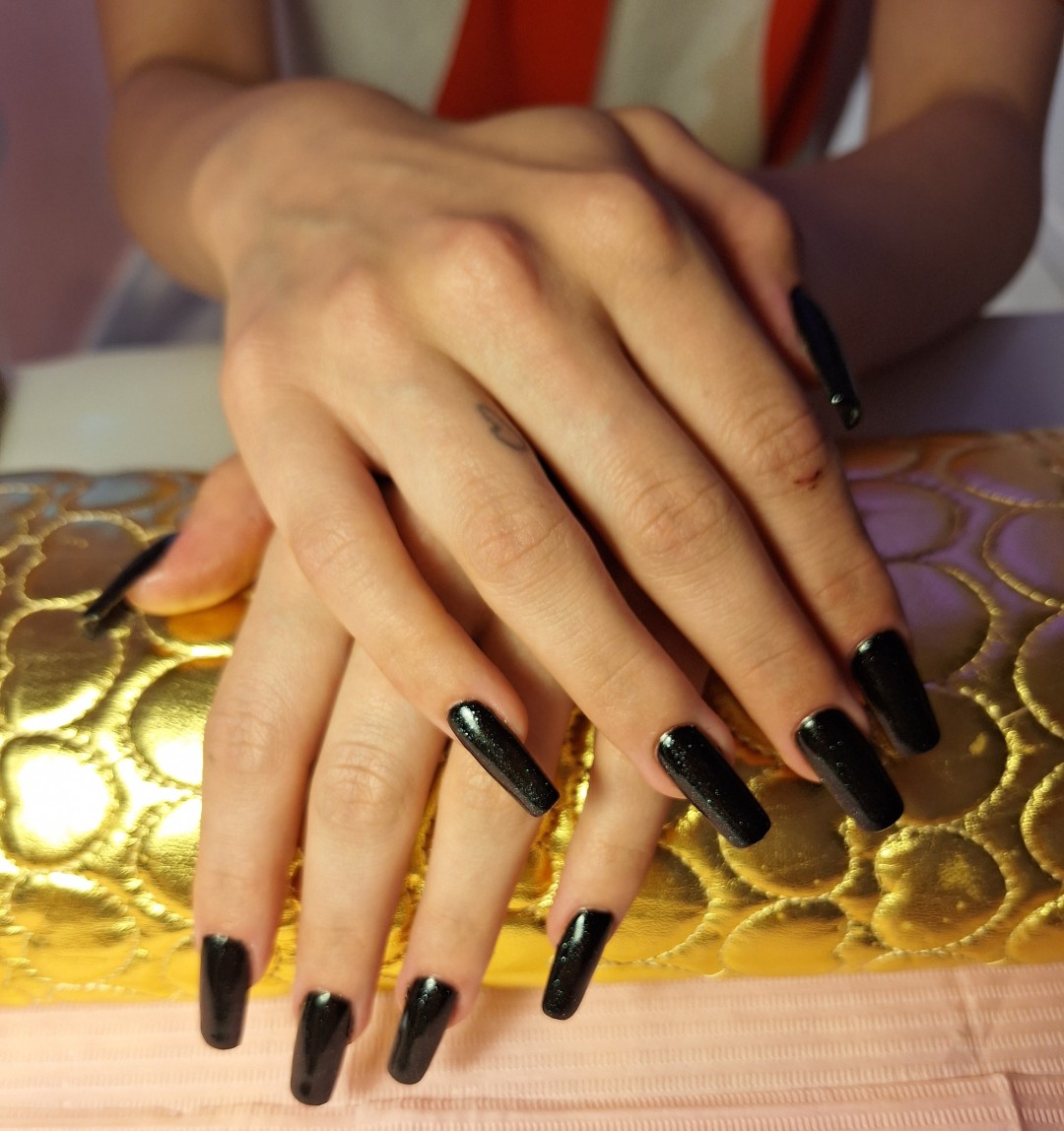 Bella #zagreb Nadogradnja noktiju French lakiranje/Babyboomer/Ombre - dodatak uz uslugu