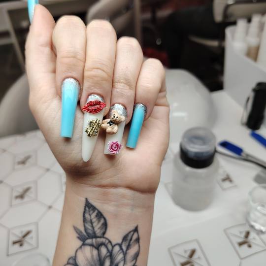 Empire Nails #zagreb Nadogradnja noktiju Ugradnja noktiju gelom - XXL dužina