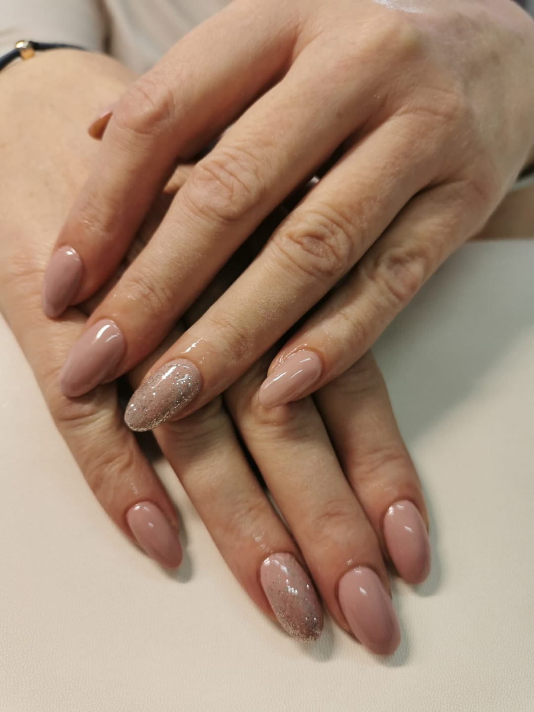 Melanis i Silueta studio za njegu lica i tijela #zagreb Gel lak Gel na prirodnim noktima