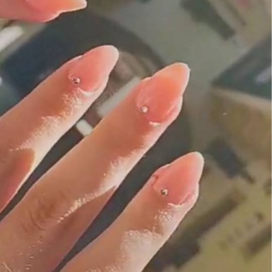 Vision of You 2.0 #zagreb Izlivanje noktiju Njega nogu: lakiranje noktiju s estetskom manikurom