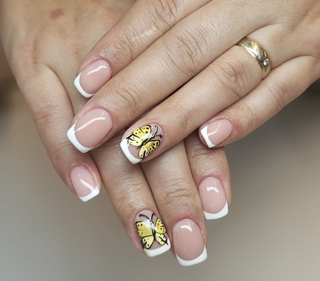 Luna Beauty studio #zagreb Nadogradnja noktiju