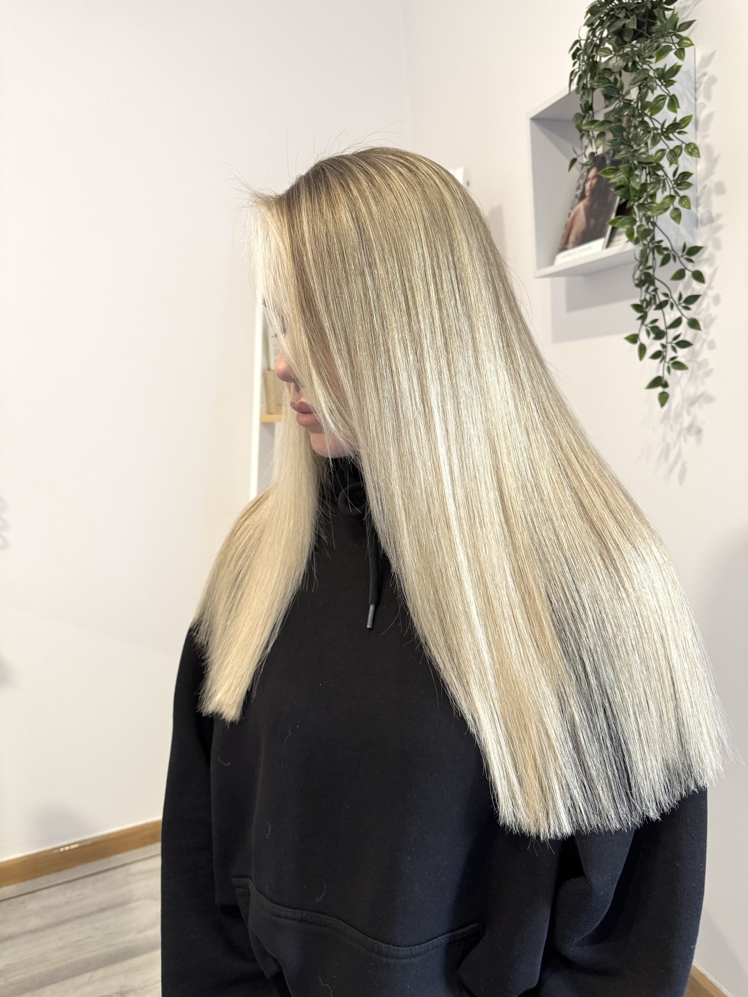 Lumine Studio #zagreb Žensko šišanje Balayage pramenovi paket(šiš+ fen f.+ luksuzna zaštita i njega - duga kosa