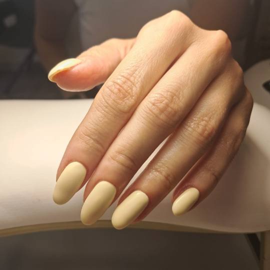 Zen Spot #zagreb Gel lak Trajni lak - ruke