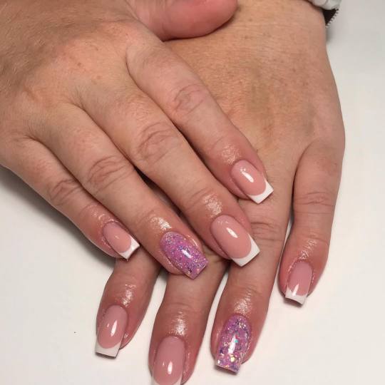 Manikura #zagreb Ukrašavanje noktiju Inkapsulacije / zidani french - set