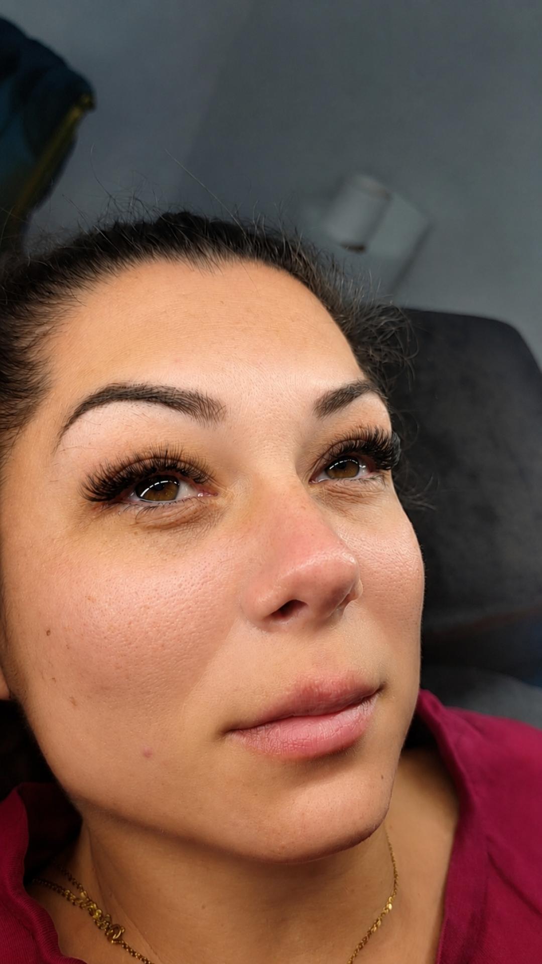 Ina Beauty Studio #rijeka Nadogradnja trepavica Ugradnja volumenskih trepavica - 2D / 5D