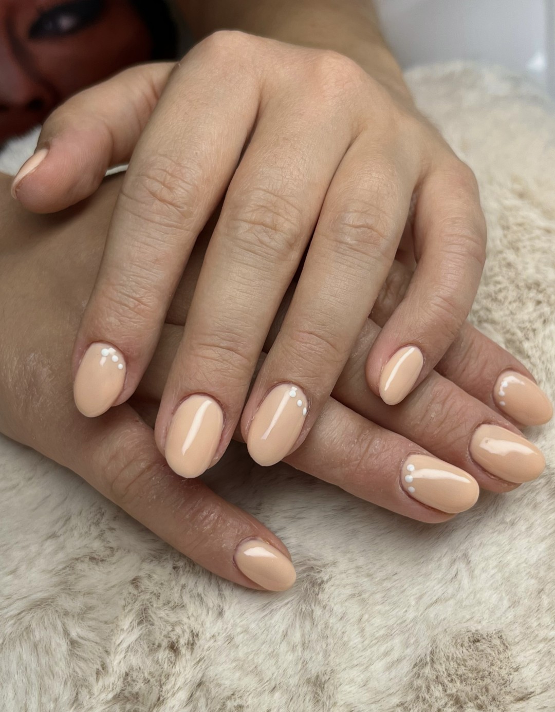 Mia’s Beautique #zagreb Manikura Gradivni trajni lak - ruke