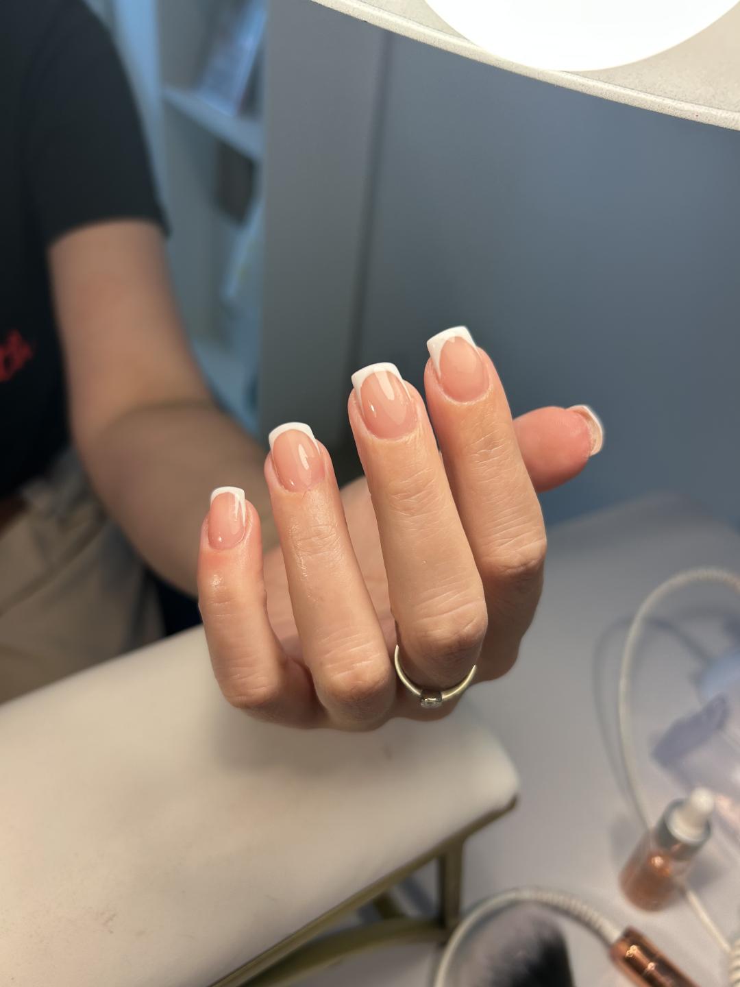 LoveGlam beauty studio #zagreb Izlivanje noktiju Nadopuna noktiju - S dužina