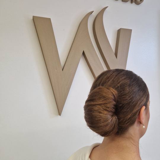 Frizerski salon W #zagreb Svečane i frizure za svadbu Svečana frizura - duga kosa