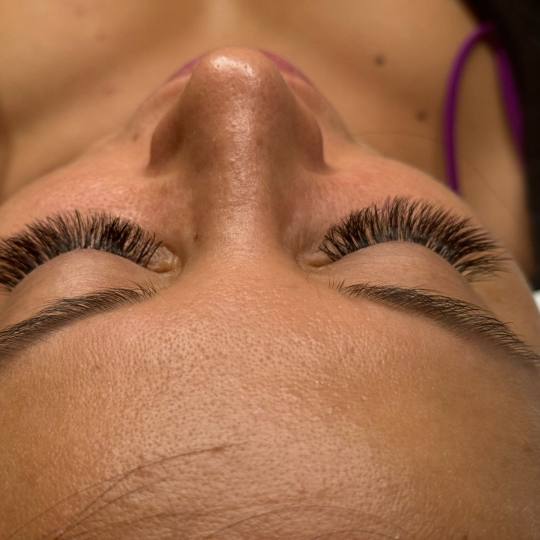 MOELL beauty #zagreb Nadogradnja trepavica Nadopuna volumenskih trepavica - do 4 tjedna