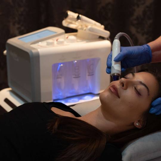 Nice #zagreb Tretman lica Hydrafacial tretman lica + 5 anti-age tretmana Hydrafacijal uz 5 anti-age 