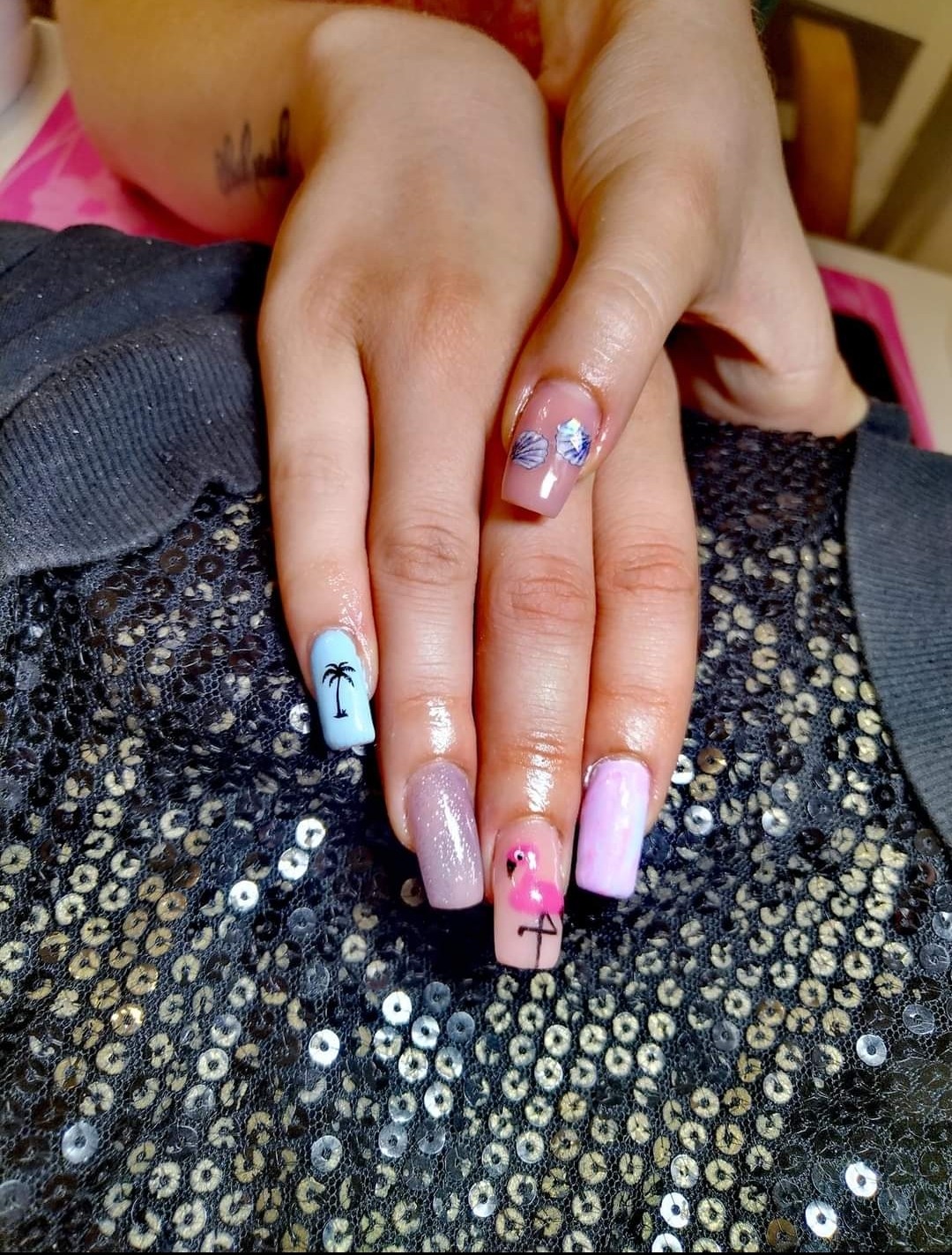 Nadogradnja noktiju gelom - M dužina - Beauty by Lina, Bjelovar Nadogradnja noktiju Nokti Nadogradnja noktiju, Bjelovar, Centar