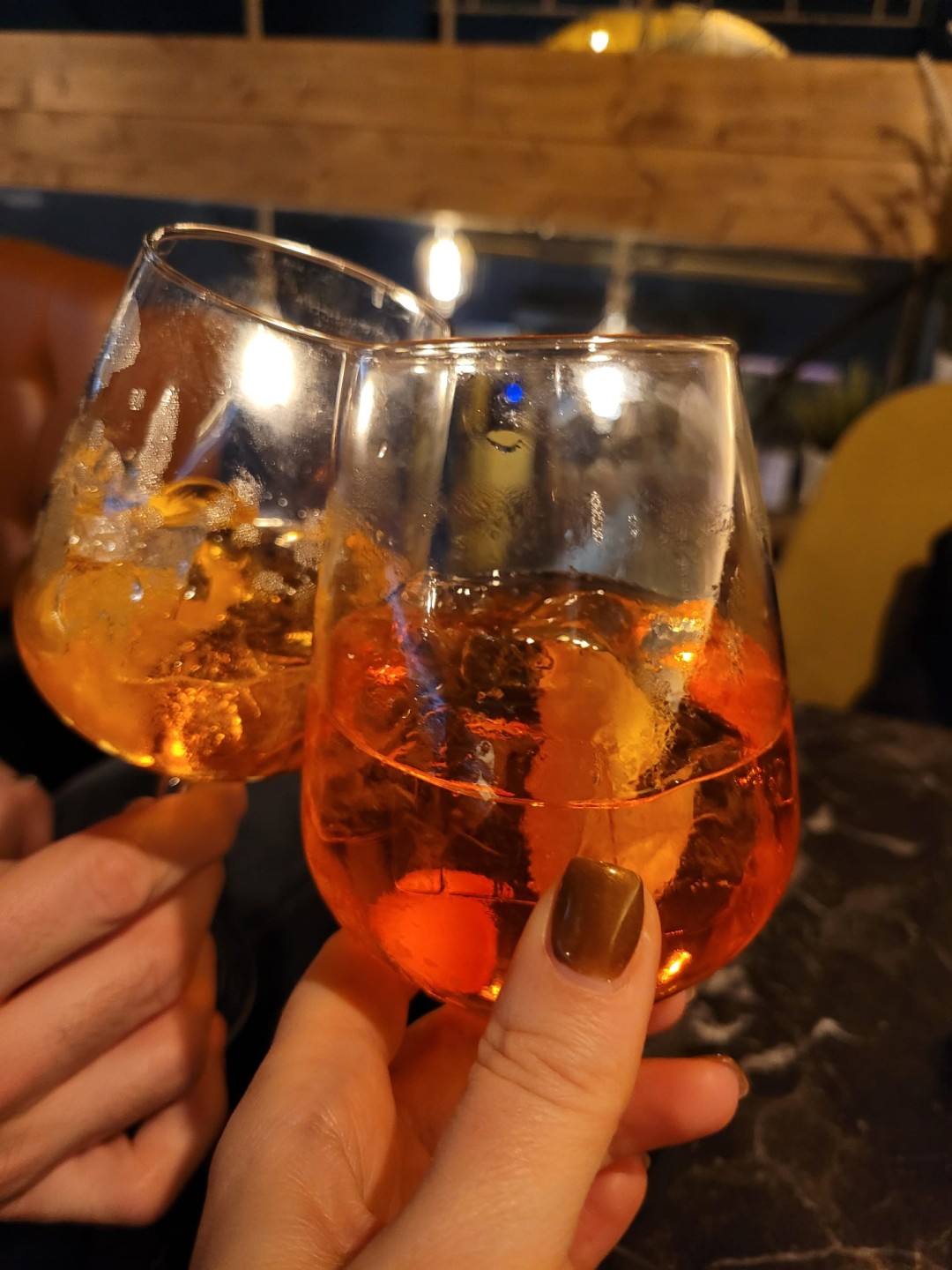 Cosmoderm & Centar Estetica #zagreb Manikura Nadopuna geliranja noktiju S dužina