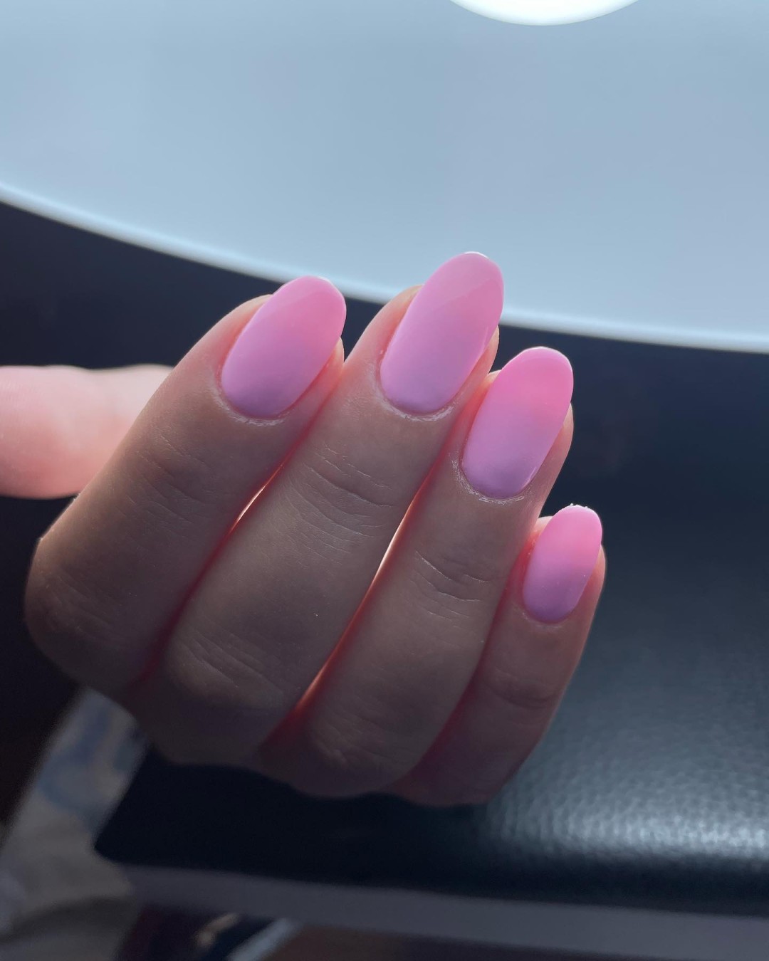 Beauty studio Maja #zagreb Gel lak Ojačani trajni lak - ruke s veličina