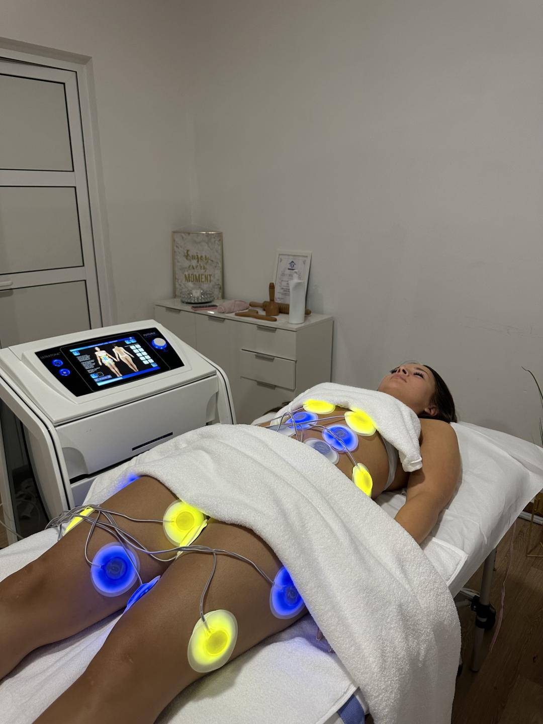 Beauty Box - Zagreb #zagreb Tretmani tijela Ultratone DreamShaper - biostimulacija mišića tijela - 60 minuta