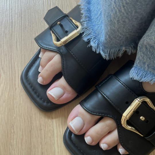 Mia’s Beautique #zagreb Gel lak Estetsko uređivanje noktiju i trajni lak na nogama