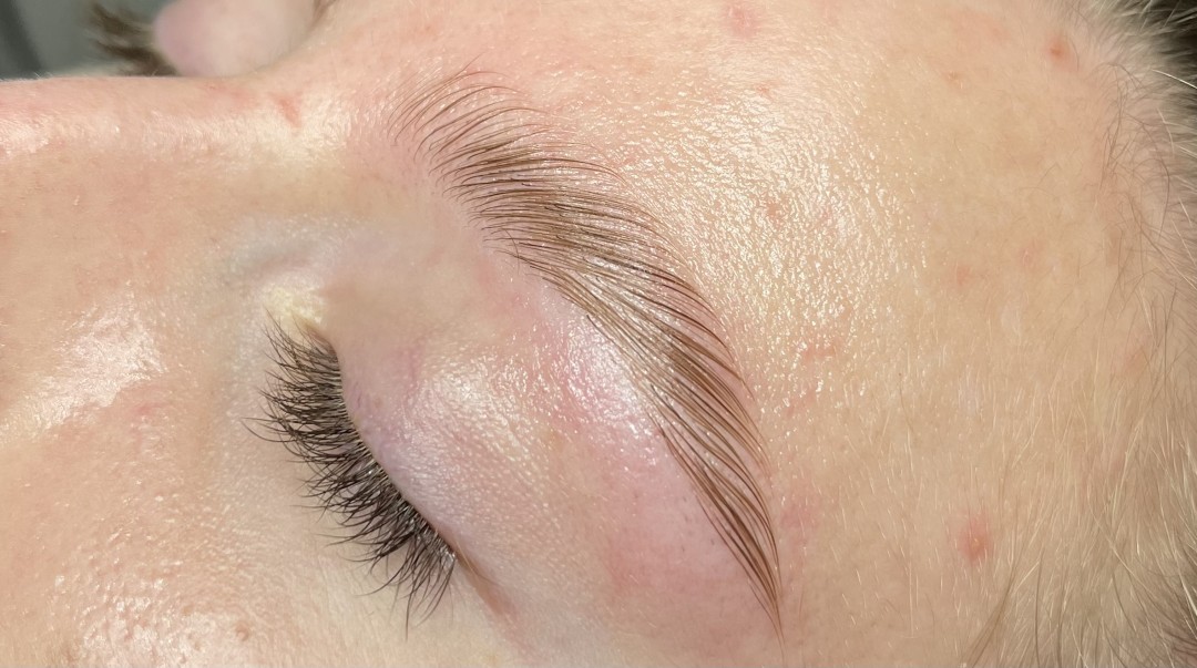 Re'belle skincare #zagreb Obrve Brow lift