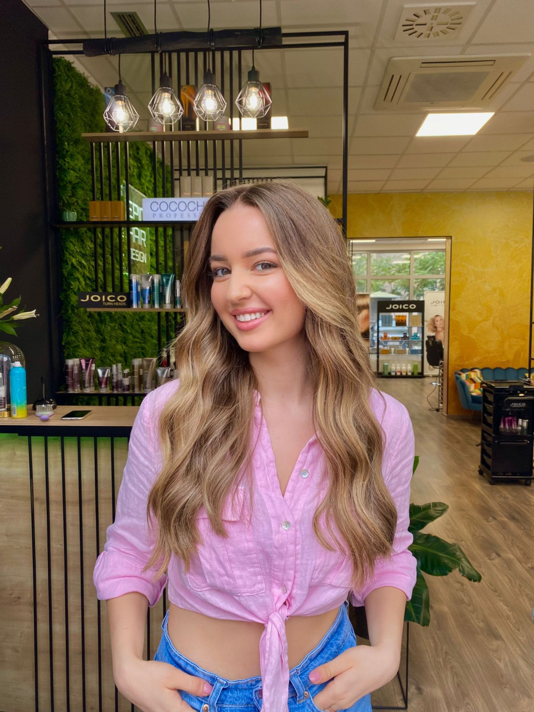 Event frizura - ekstra duga kosa - Epic Hair Design, Zagreb Feniranje i stiliziranje Frizerski saloni Feniranje i stiliziranje, Zagreb, Črnomerec