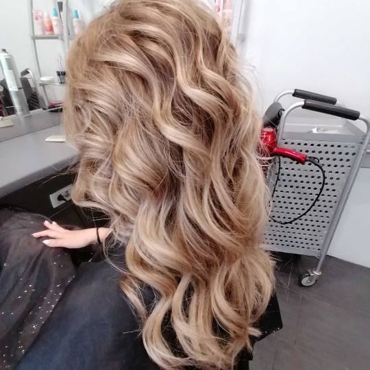 Studio Divas #rijeka Bojanje kose Šišanje + fen frizura + toniranje + balayage - duga kosa