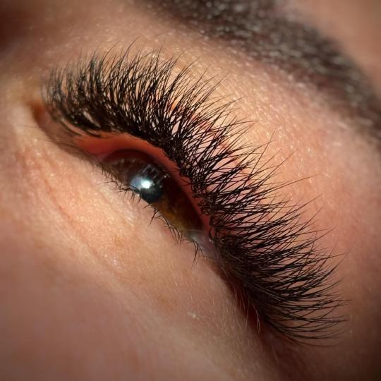 Josea beauty studio #zagreb Trepavice Uklanjanje extenzija trepavica