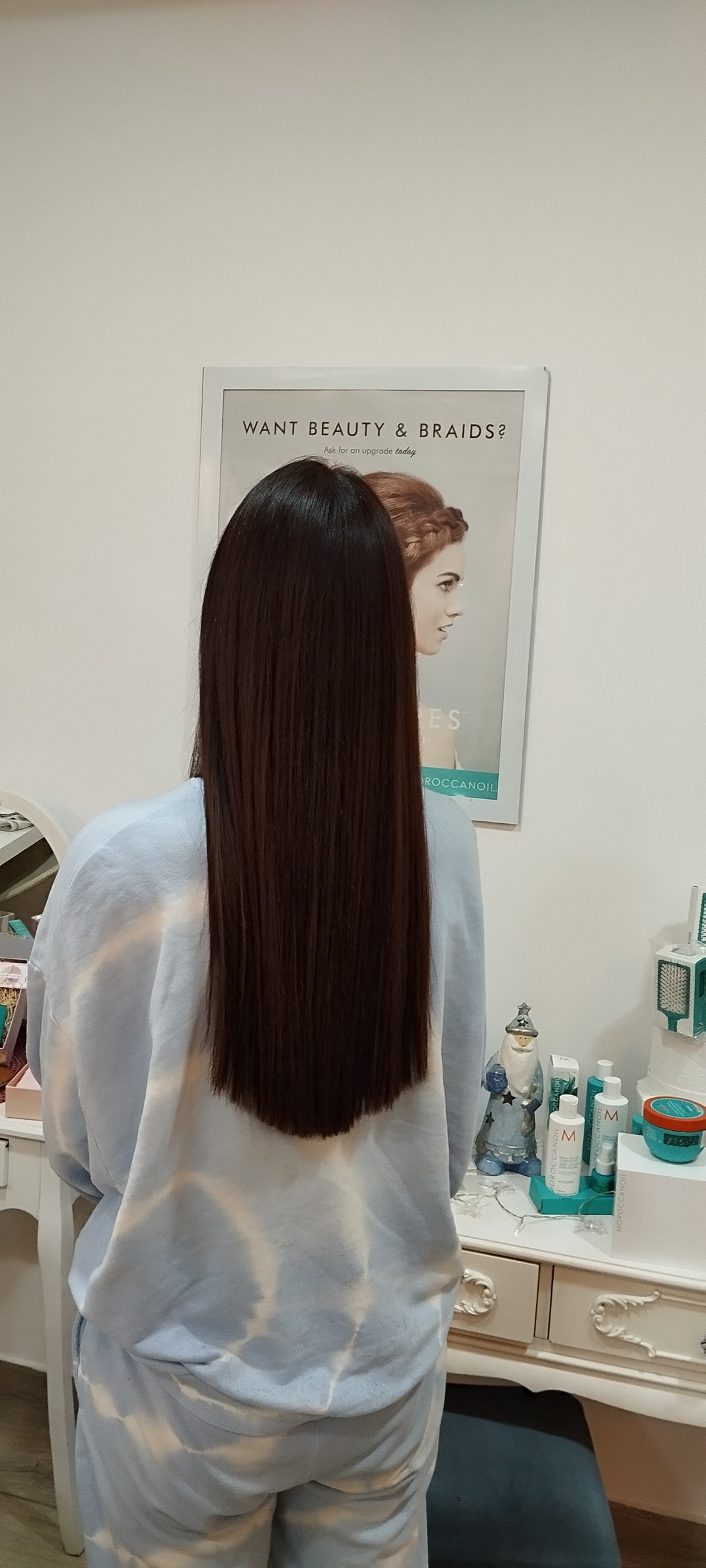 Bojanje cijele dužine - ekstra duga kosa - Hairlookboutique, Zagreb Bojanje kose Frizerski saloni Bojanje kose, Zagreb, Novi Zagreb – zapad