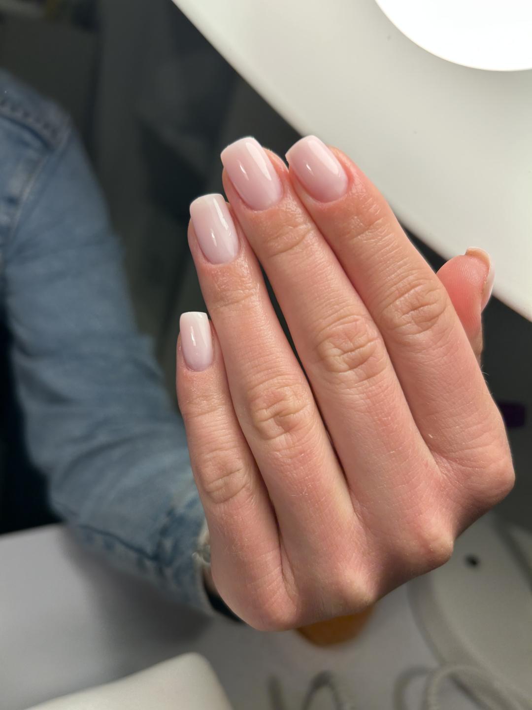 LoveGlam beauty studio #zagreb Gel lak Gellak-gradivni trajni lak S/M