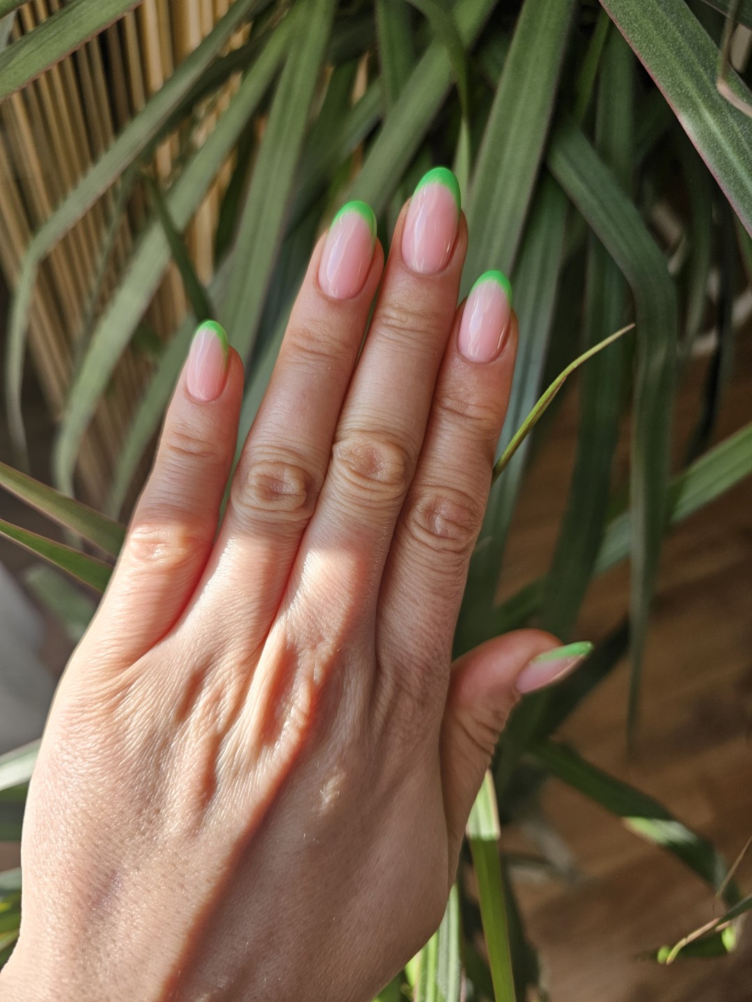 Manikura + trajni lak - Lorena's magic, Zagreb Manikura Nokti Manikura, Zagreb, Trnje