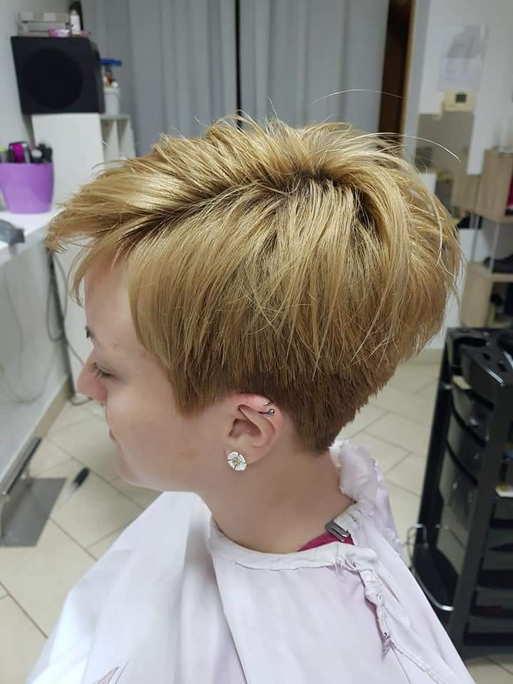 Studio HM #zagreb Žensko šišanje Žensko šišanje + fen frizura - kratka kosa