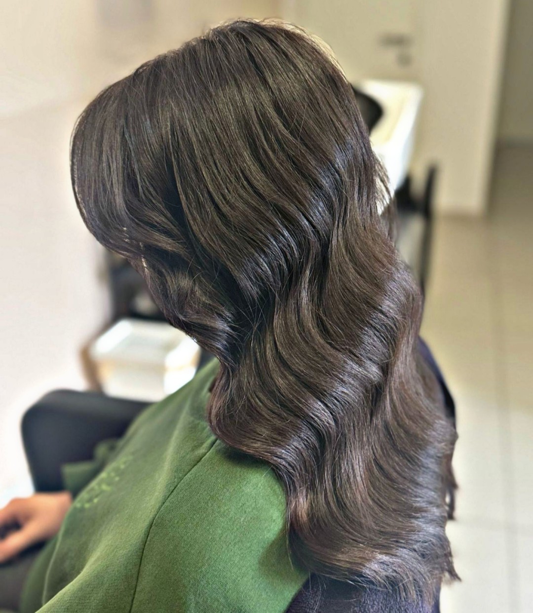 Roya Beauty & Hair Studio #dugo-selo Feniranje i stiliziranje Feniranje na valove - ekstra duga kosa