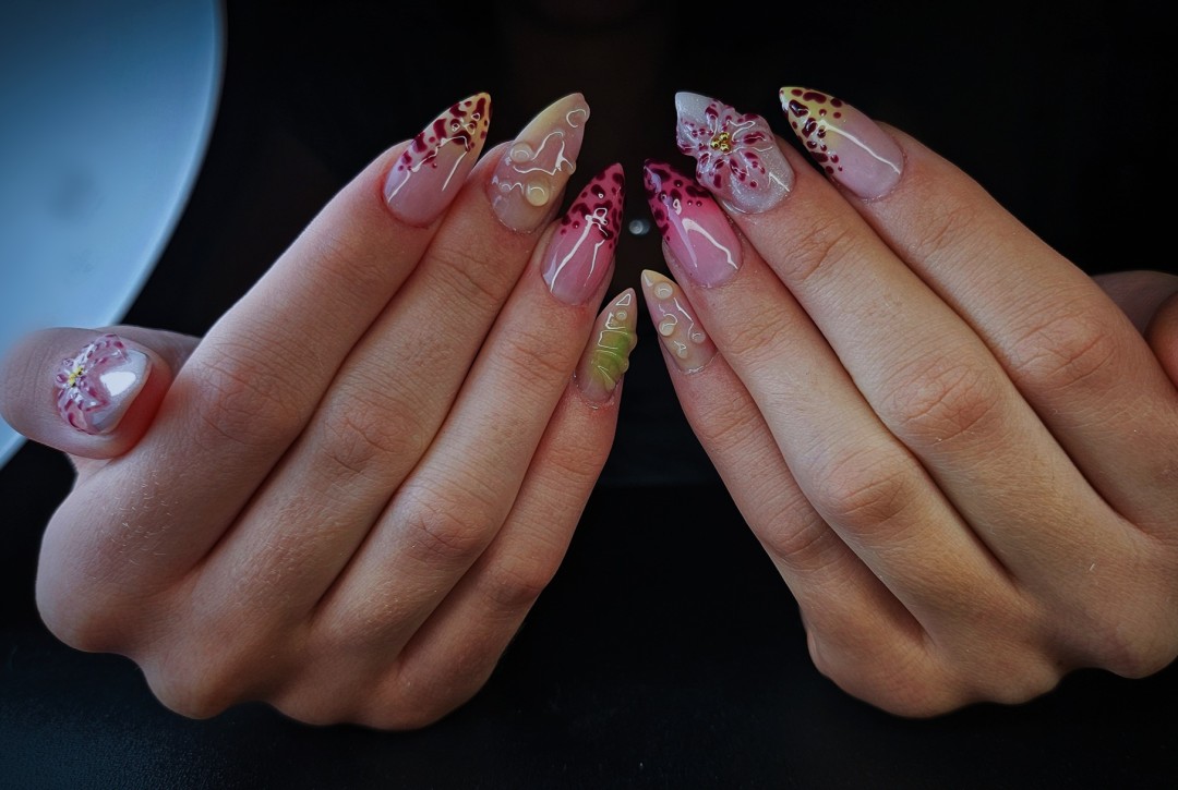TINA NAIL ART STUDIO #velika-gorica Nadogradnja noktiju Ugradnja noktiju - L dužina