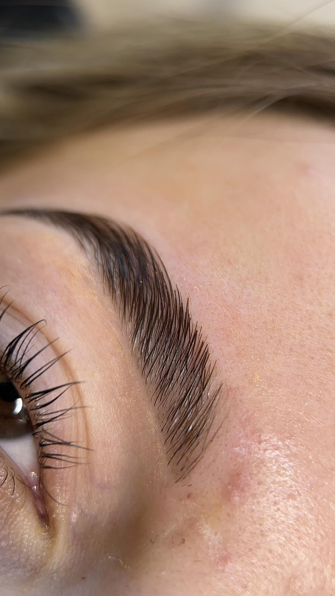 Théa Beauty Spot #zagreb Obrve Brow sculpt