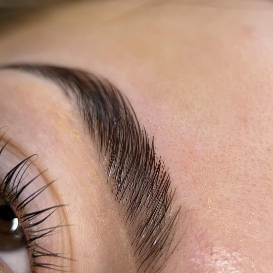 Théa Beauty Spot #zagreb Obrve Brow sculpt