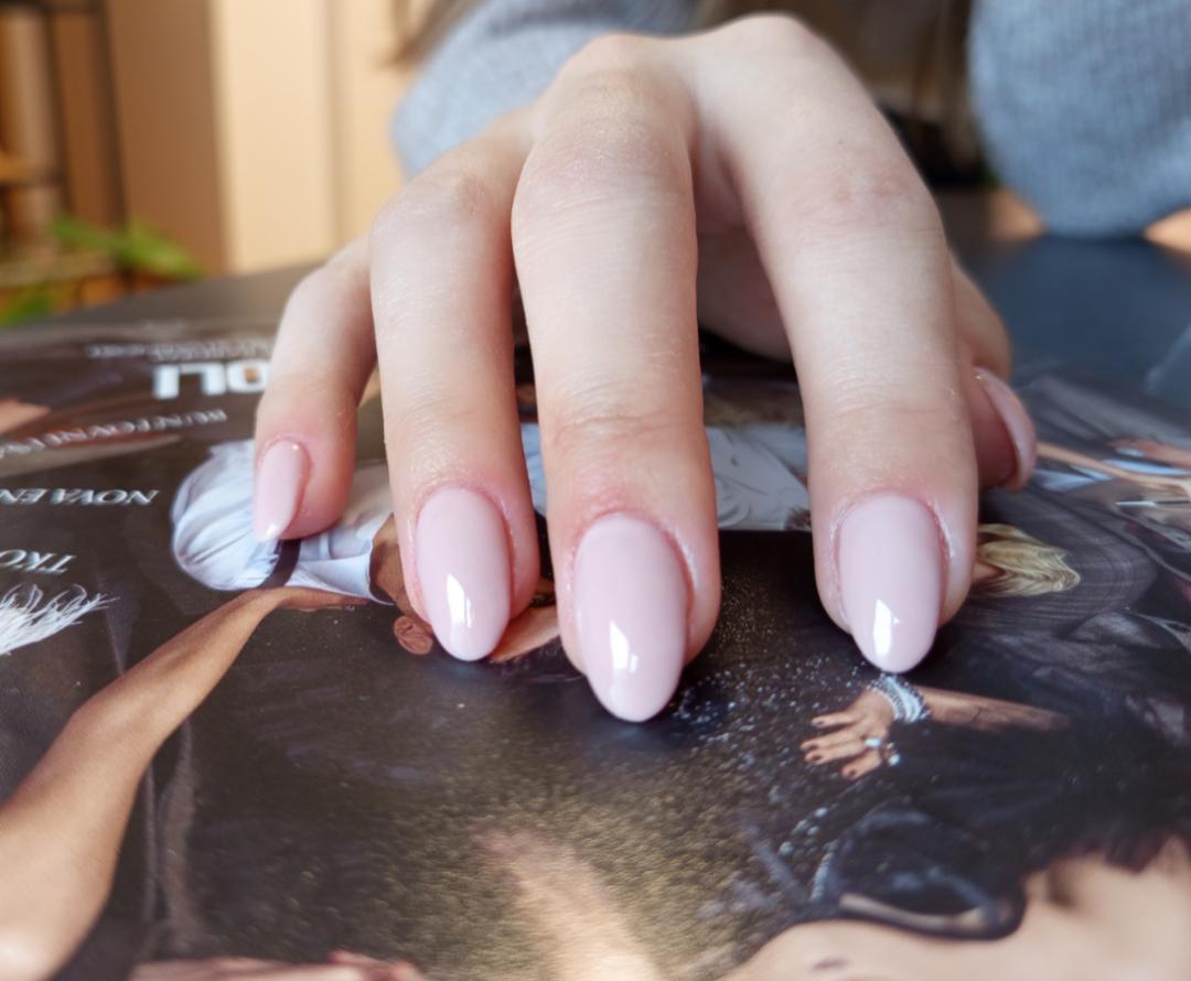 Volturi Beauty #zagreb Ojačavanje noktiju Polygel / gel overlay / nadopuna