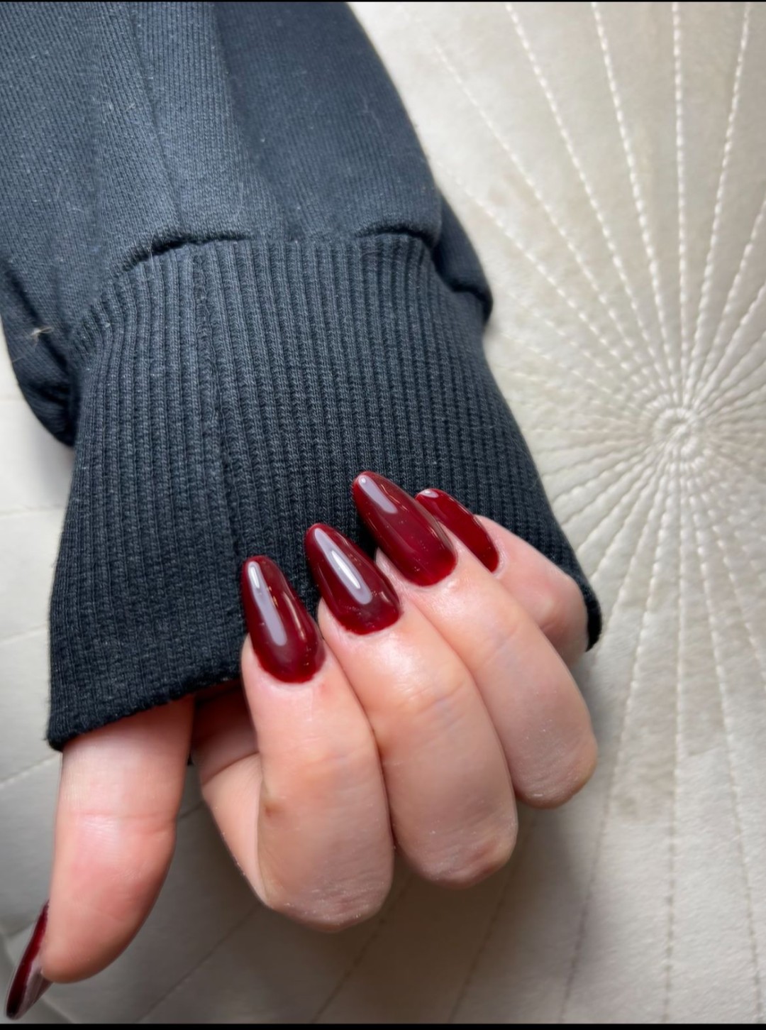 Glow Differently #zagreb Nadogradnja noktiju Ugradnja noktiju - M dužina