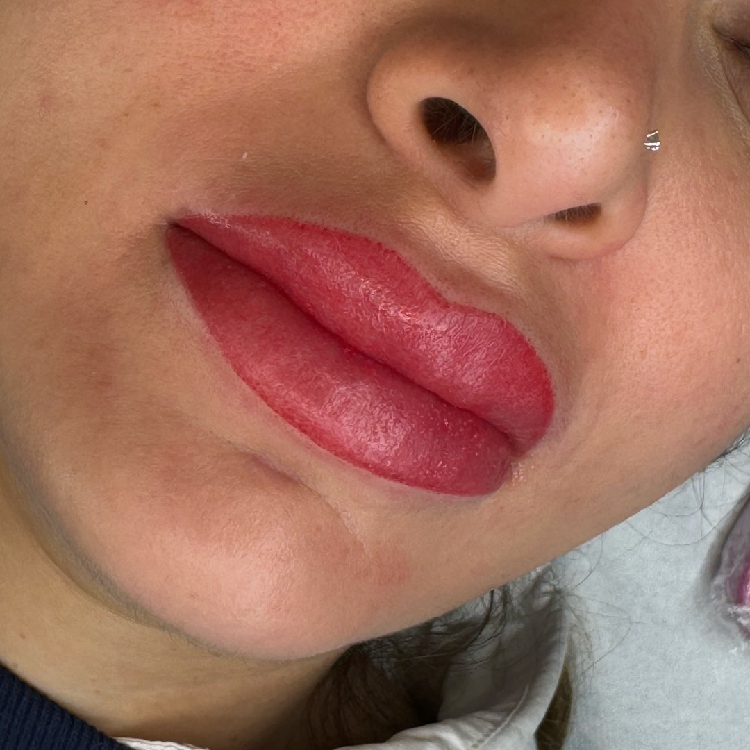 Vanja’s Beautique #zagreb Trajna šminka Trajna šminka usana + korekcija usana - do 60 dana