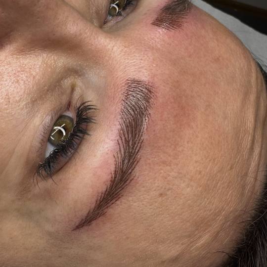 Vanja’s Beautique #zagreb Obrve Trajna šminka hiperrealizam obrva + korekcija obrva - do 60 dana